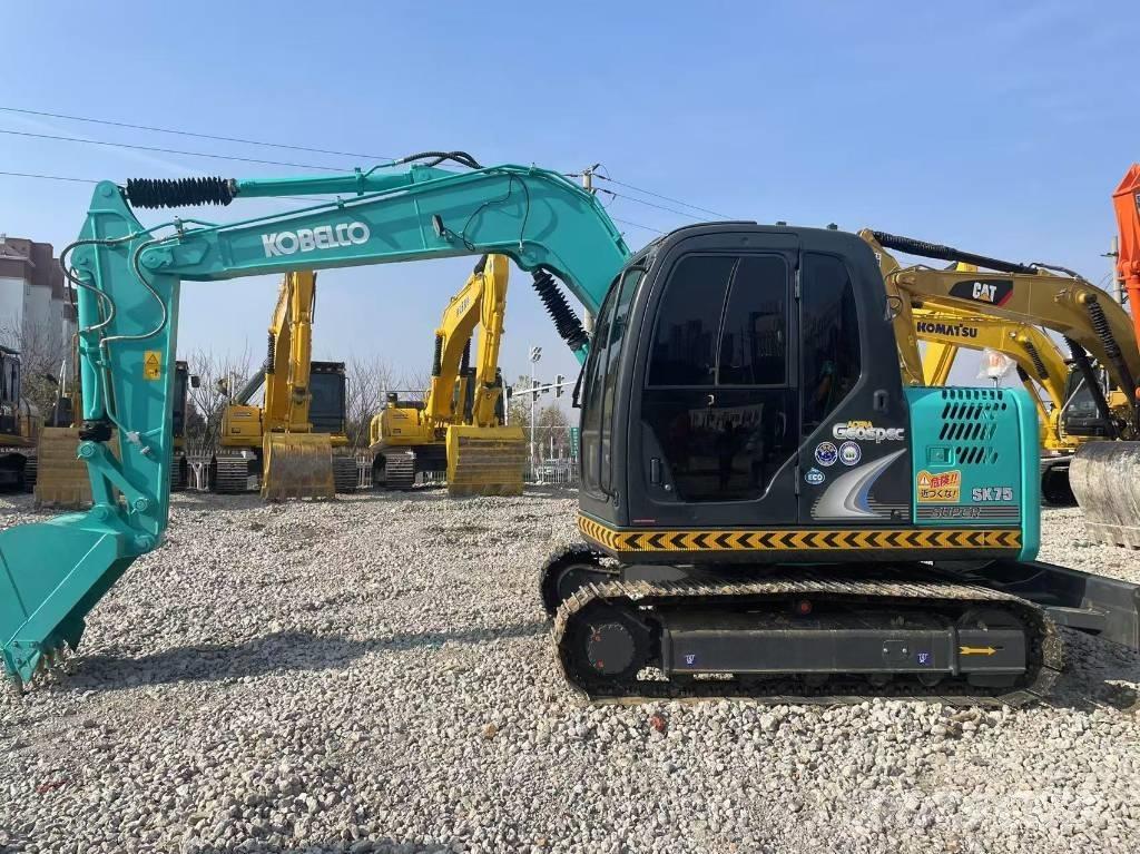 Kobelco SK75 Paletli ekskavatörler