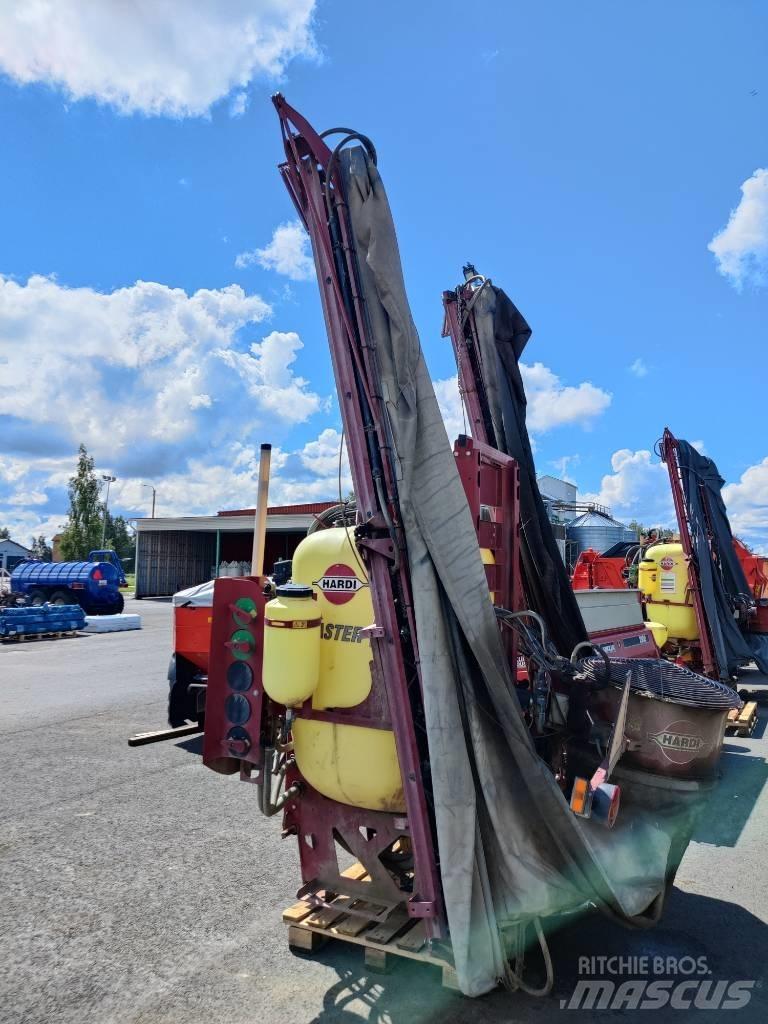 Hardi Master Twin Monte edilebilir pülverizatörler