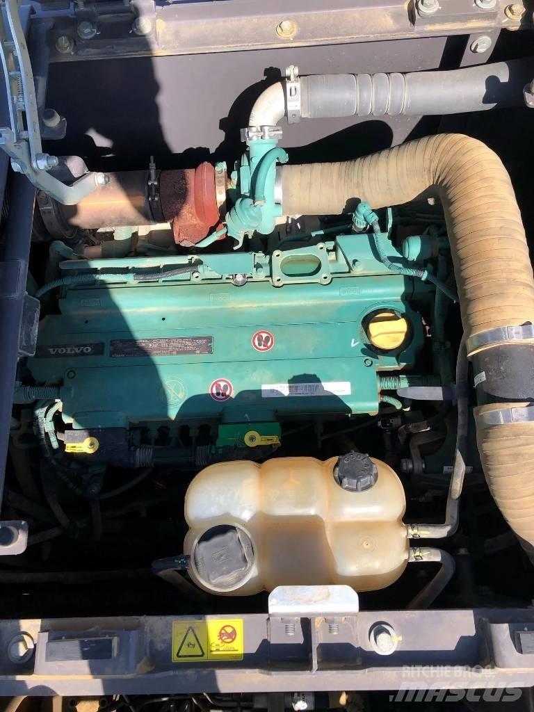 Volvo EC220EL Paletli ekskavatörler
