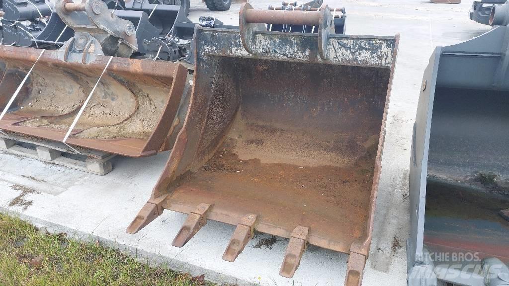 Komatsu PW160-8 Lastik tekerli ekskavatörler