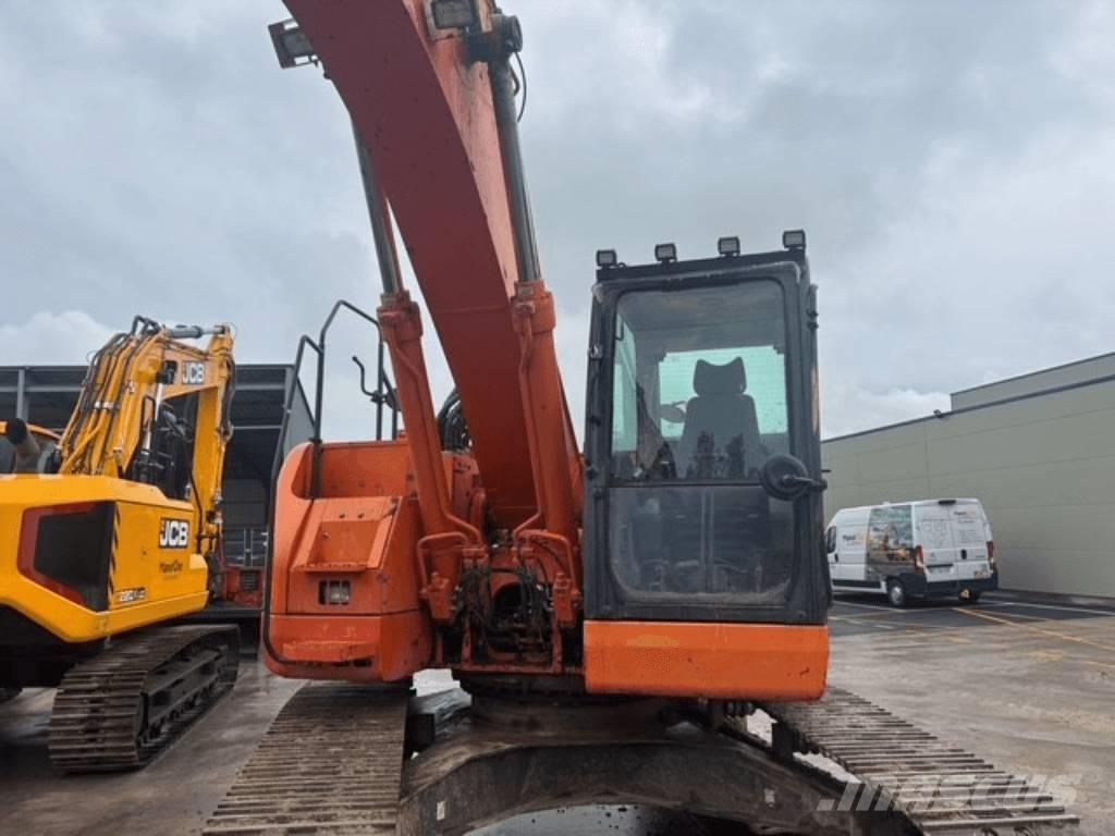 Doosan 235 LCR Paletli ekskavatörler
