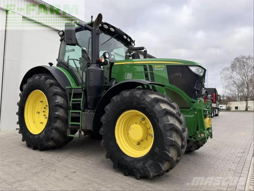 John Deere 6250 r Traktörler