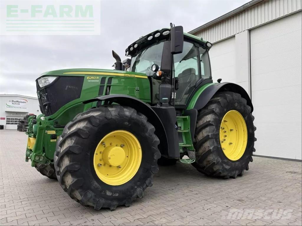 John Deere 6250 r Traktörler