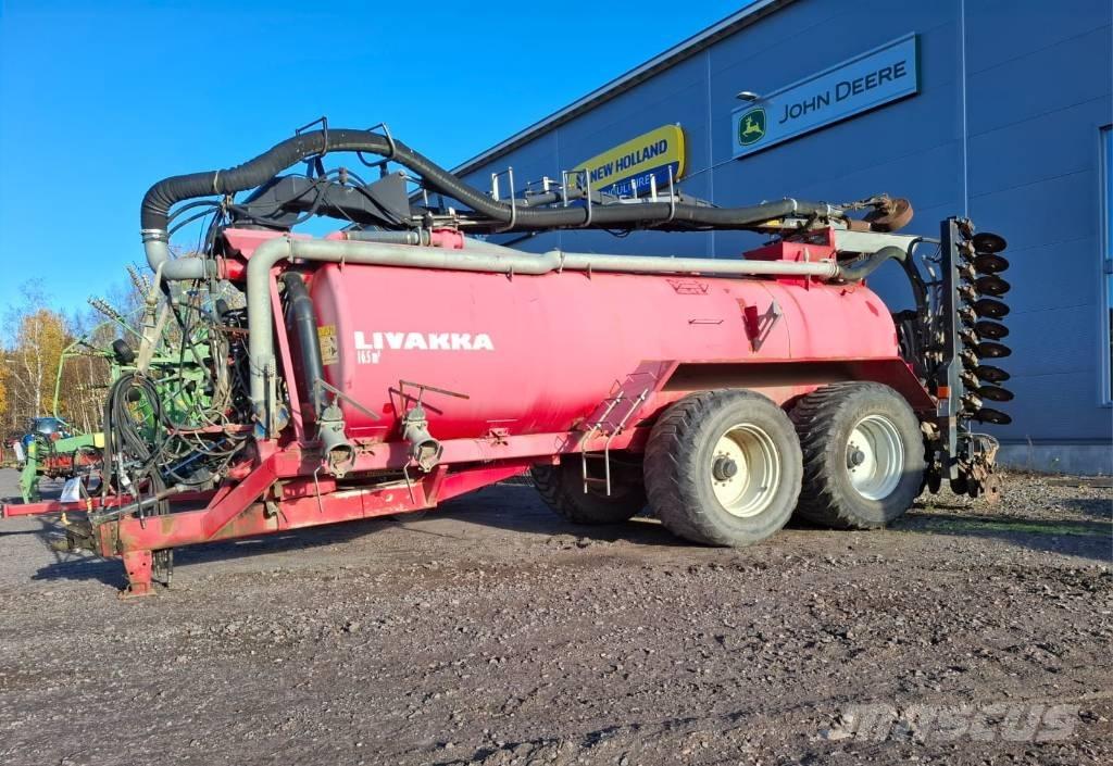 Livakka 16.5 M3 Sivi gübre ve ilaç tankerleri