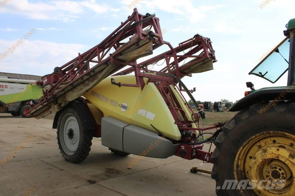 Hardi Commander 3200 Çekilir pülverizatörler