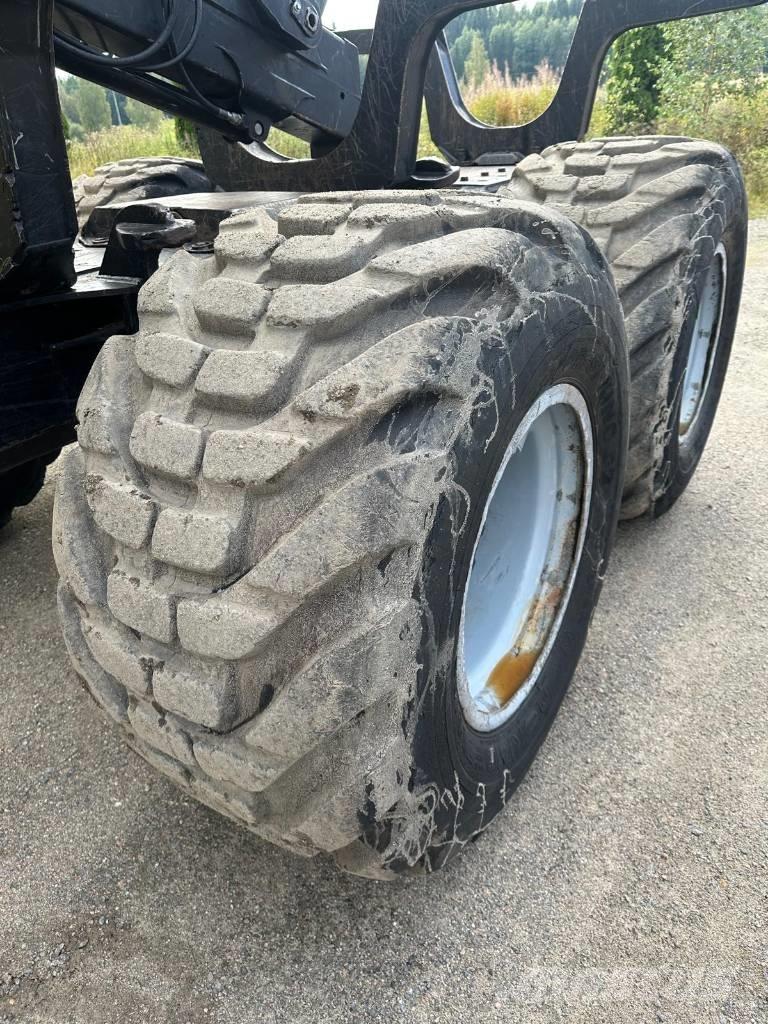 Komatsu 875 Tomruk yükleyici traktörler