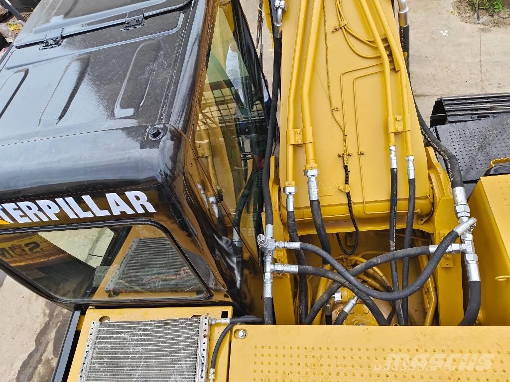 CAT 330 D2L Paletli ekskavatörler