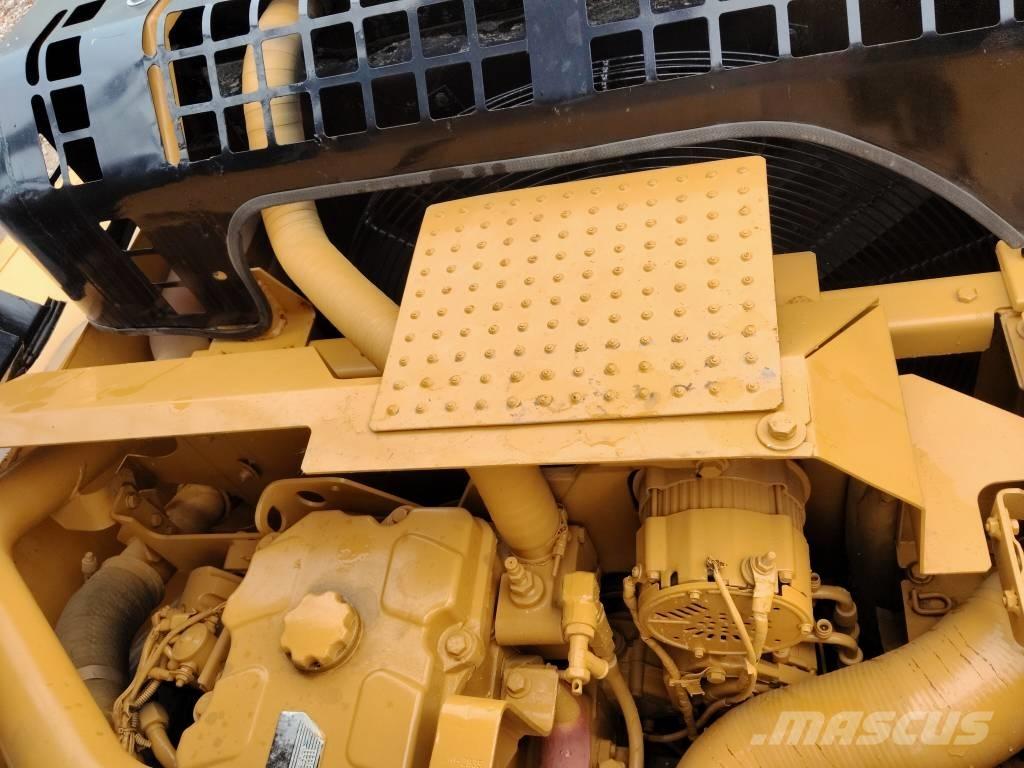 CAT 330 D Paletli ekskavatörler