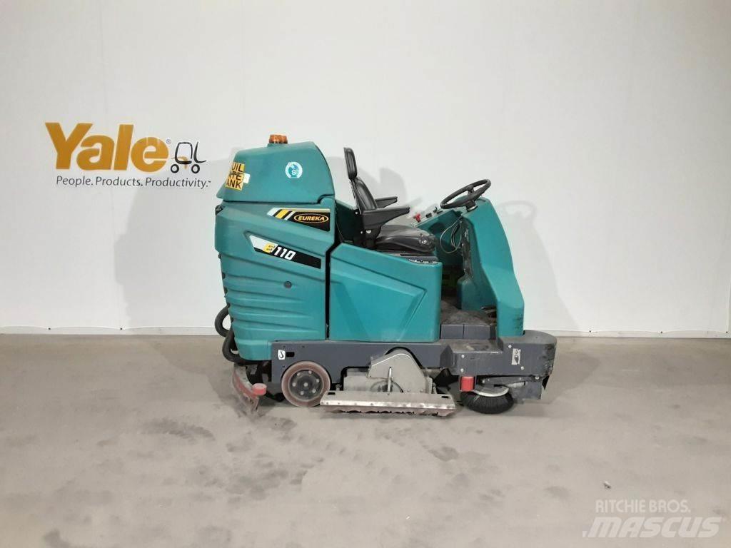 Eureka E110R ECO İç mekan süpürme makineleri