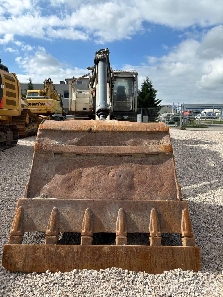 Terex TC 240 LC Paletli ekskavatörler