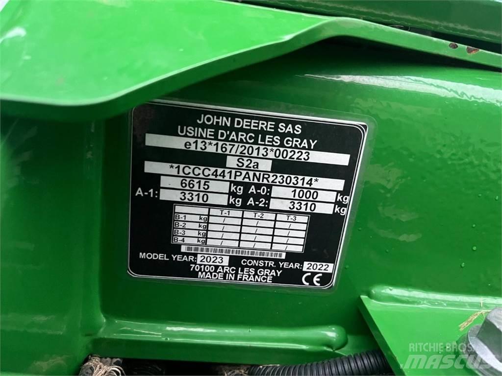 John Deere C441R Diger tarim makinalari