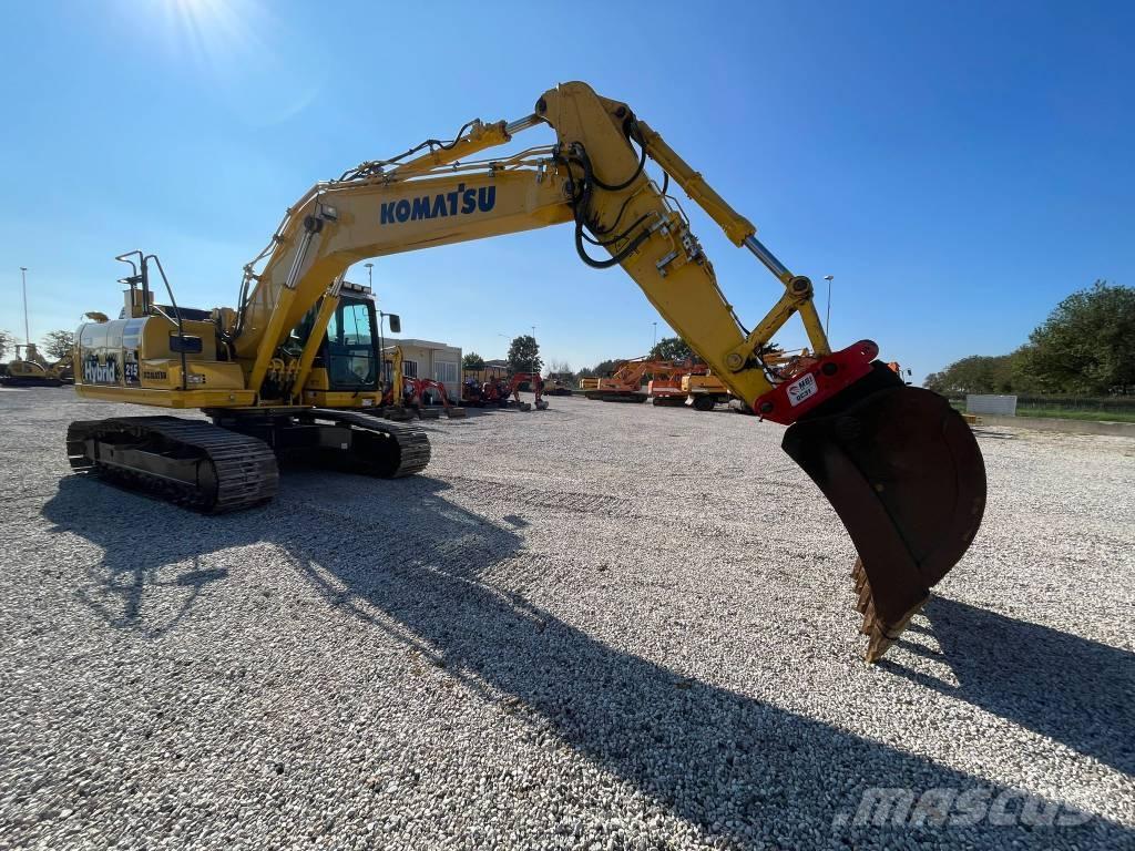 Komatsu HB215LC-2 Paletli ekskavatörler