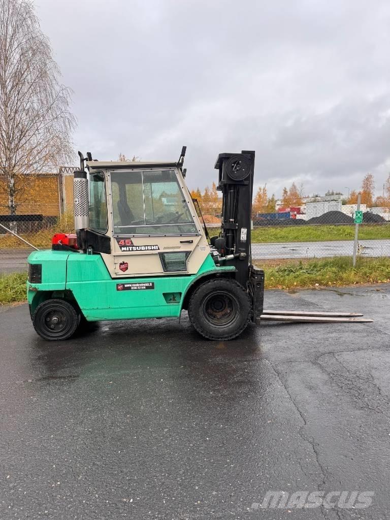 Mitsubishi FD 45 Dizel forkliftler