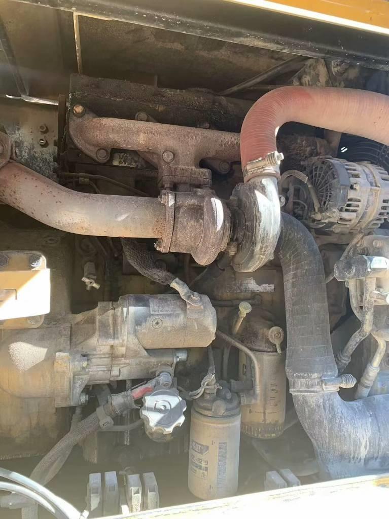 CAT 315 D Lastik tekerli ekskavatörler