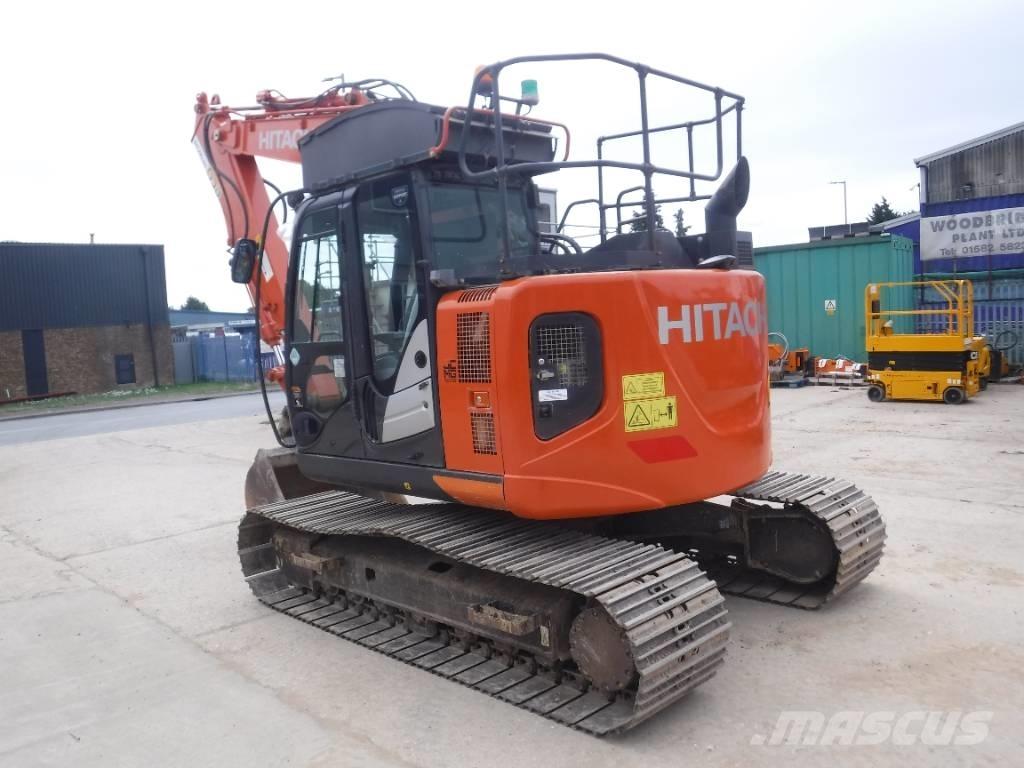 Hitachi ZX 135 US-6 Paletli ekskavatörler