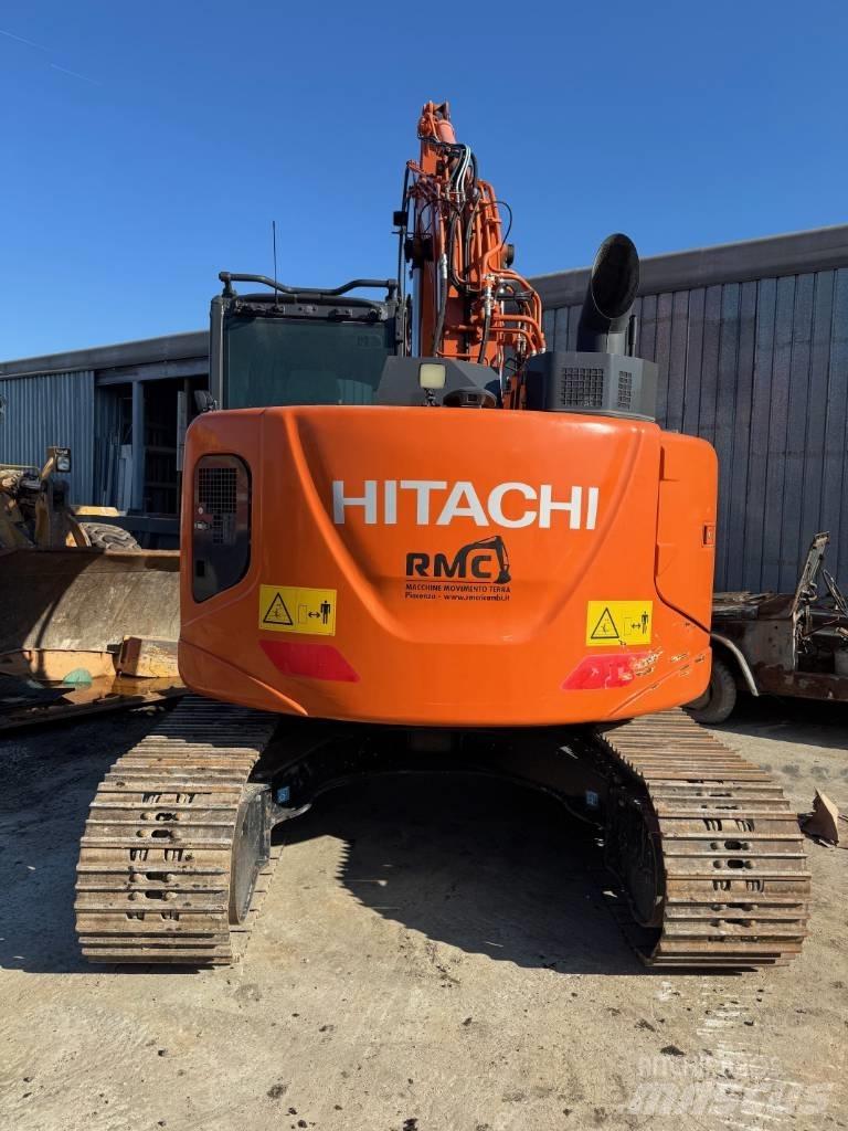 Hitachi ZX 135 US-6 Paletli ekskavatörler