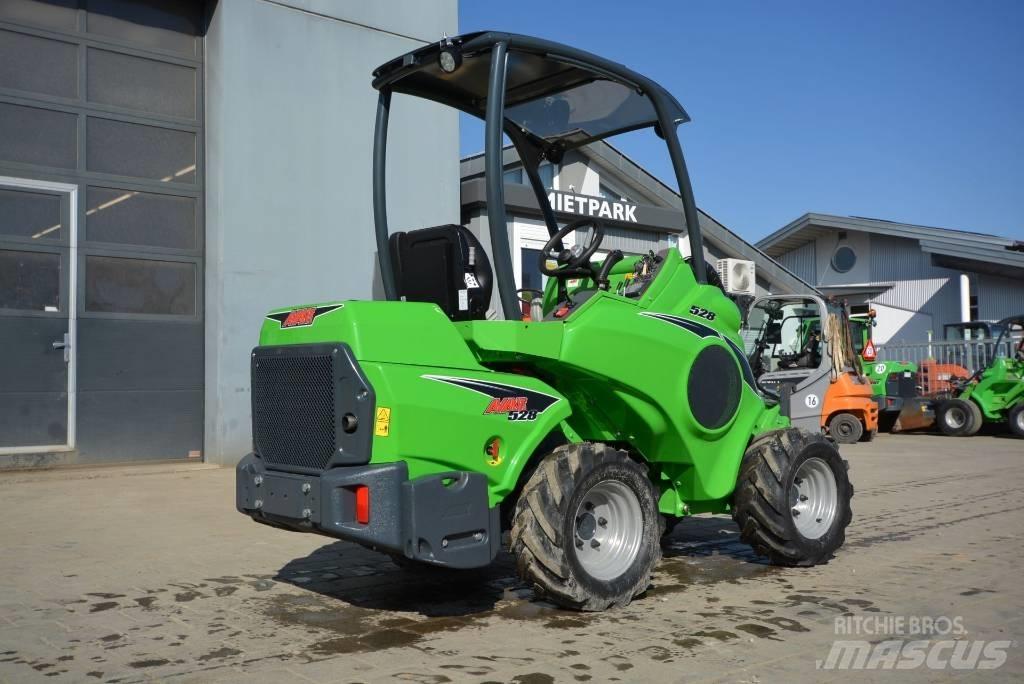 Avant 528 Mini yükleyiciler