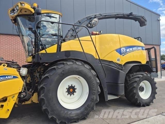 New Holland FR700 Kendi yürür silaj makinalari