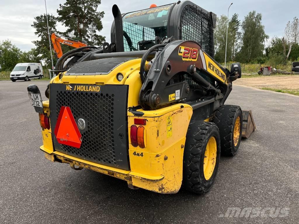 New Holland L 218 Skid steer loderler