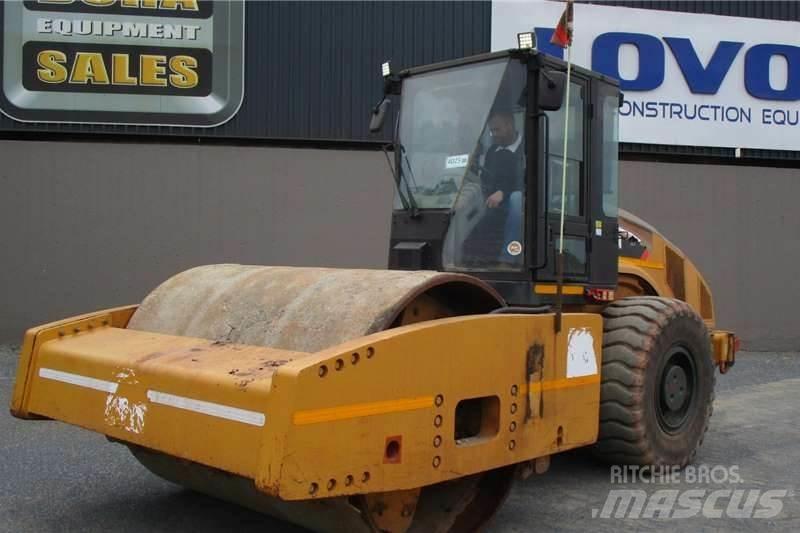 CAT CS76XT Kombine silindirler