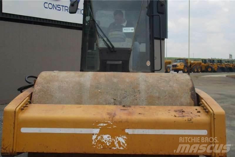 CAT CS76XT Kombine silindirler