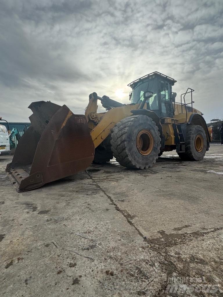 CAT 972 M Tekerlekli yükleyiciler