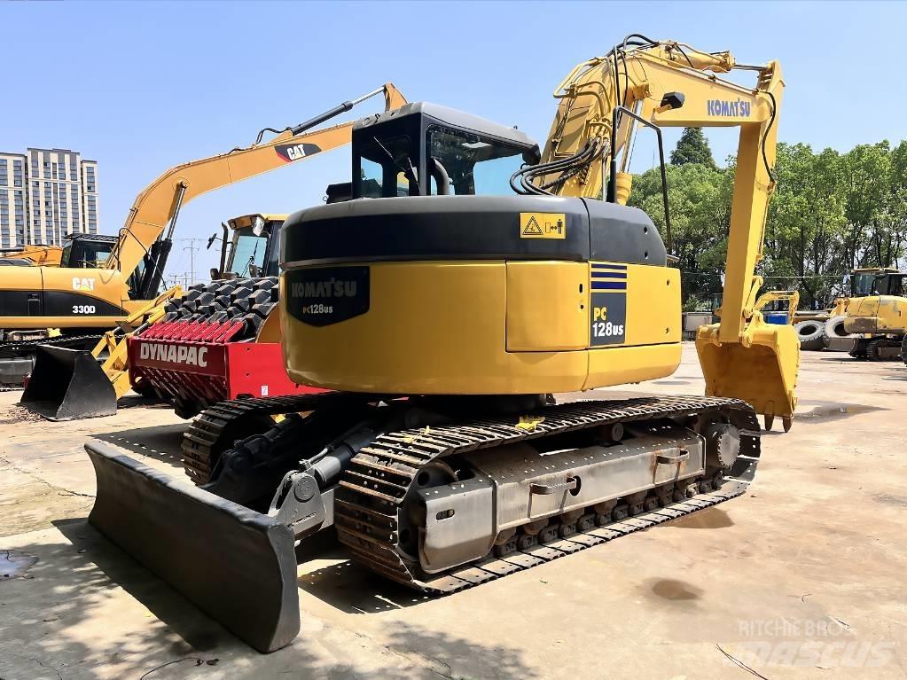 Komatsu PC 128 Paletli ekskavatörler