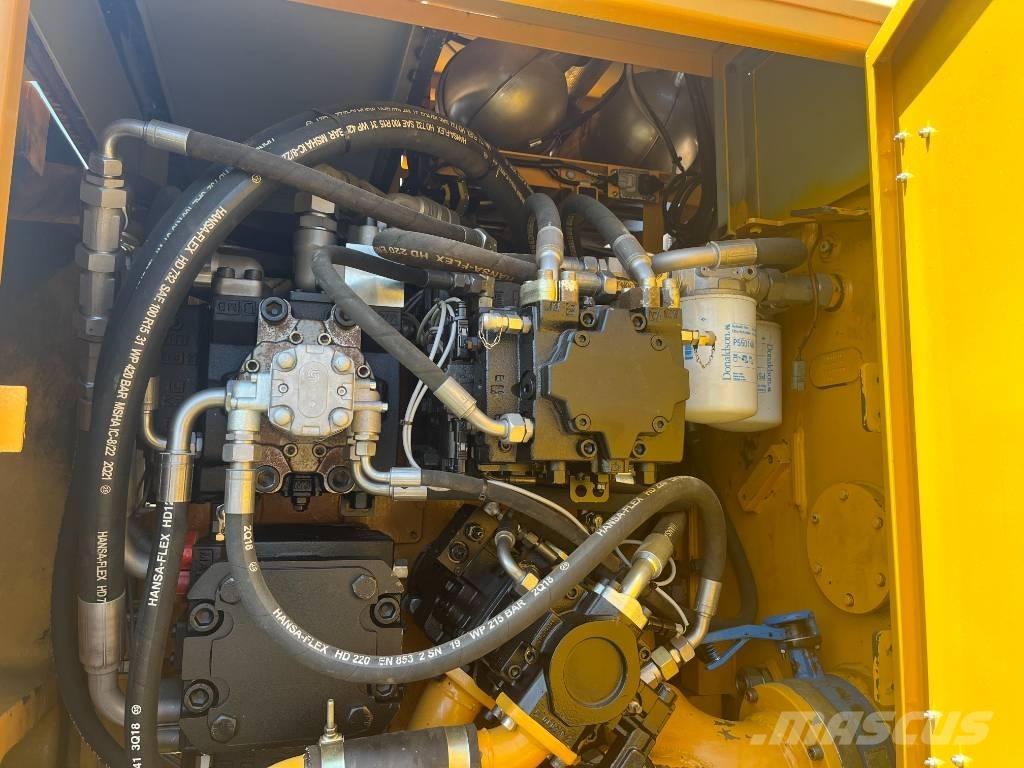 Liebherr 934 Atık taşıma araçları