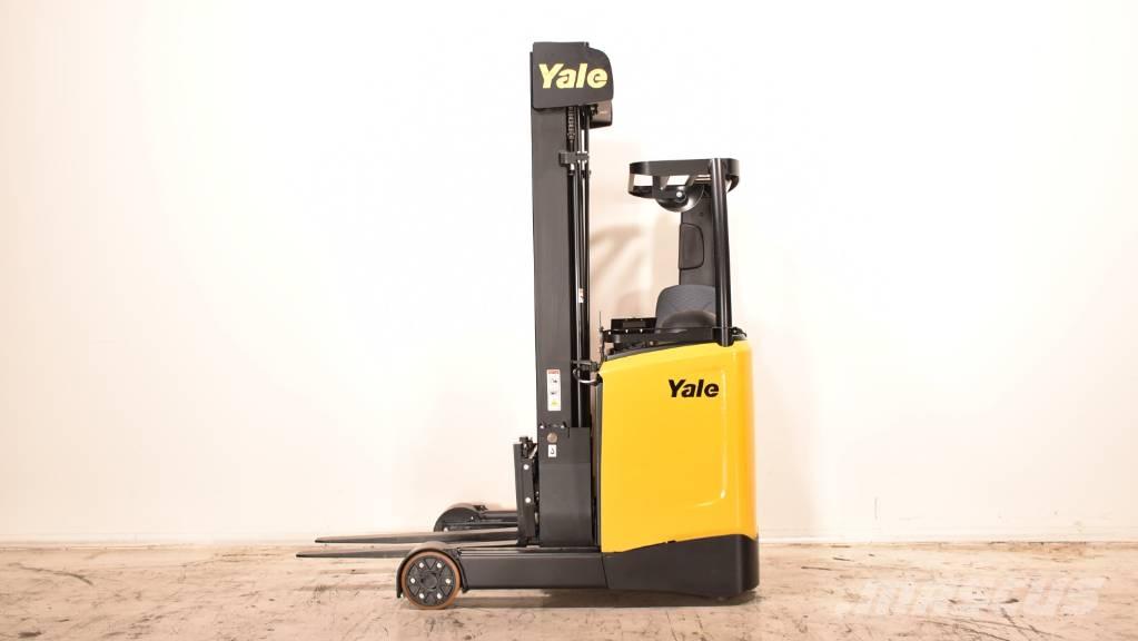 Hyster MR 14 Reach truck - depo içi istif araçları