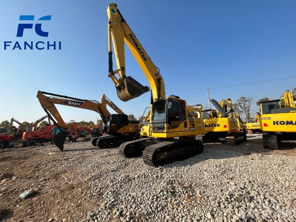 Komatsu PC 200-8 Paletli ekskavatörler