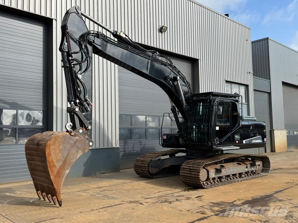 Doosan DX225LC-5 Paletli ekskavatörler