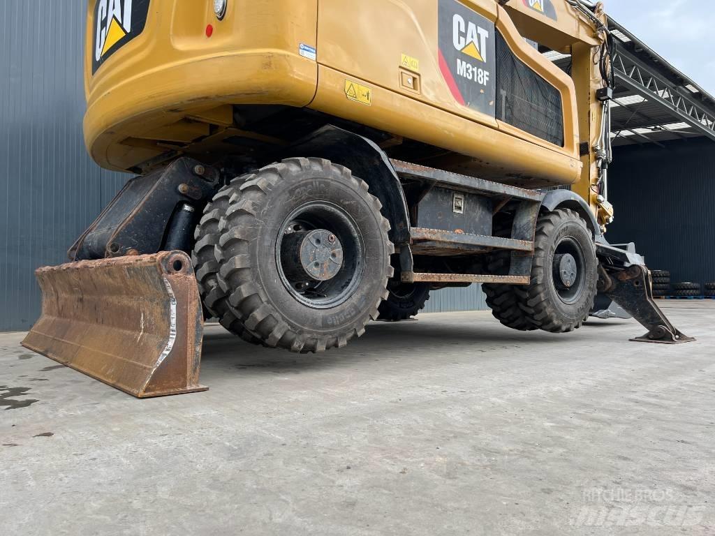 CAT M318F Lastik tekerli ekskavatörler