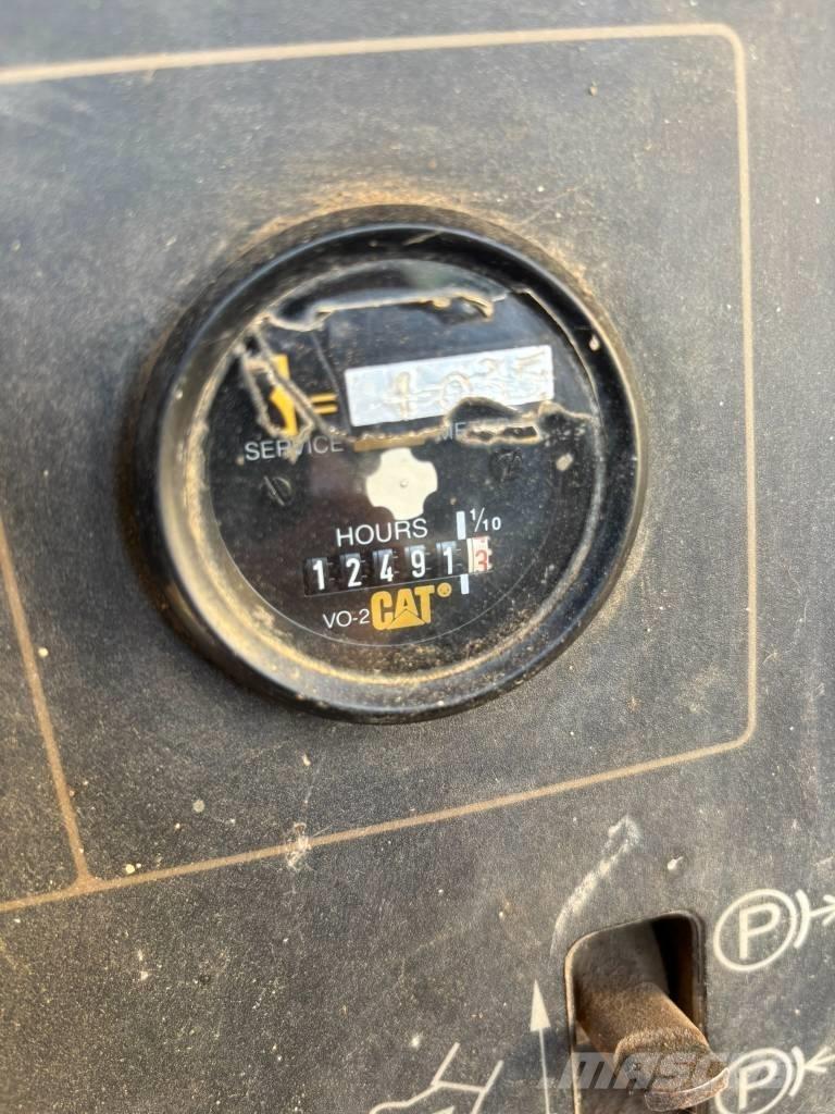 CAT D 5 C Paletli dozerler