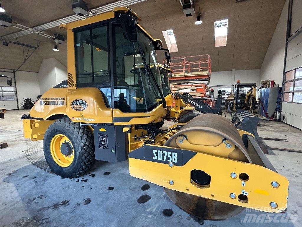 Volvo SD 75 Tek tamburlu silindirler