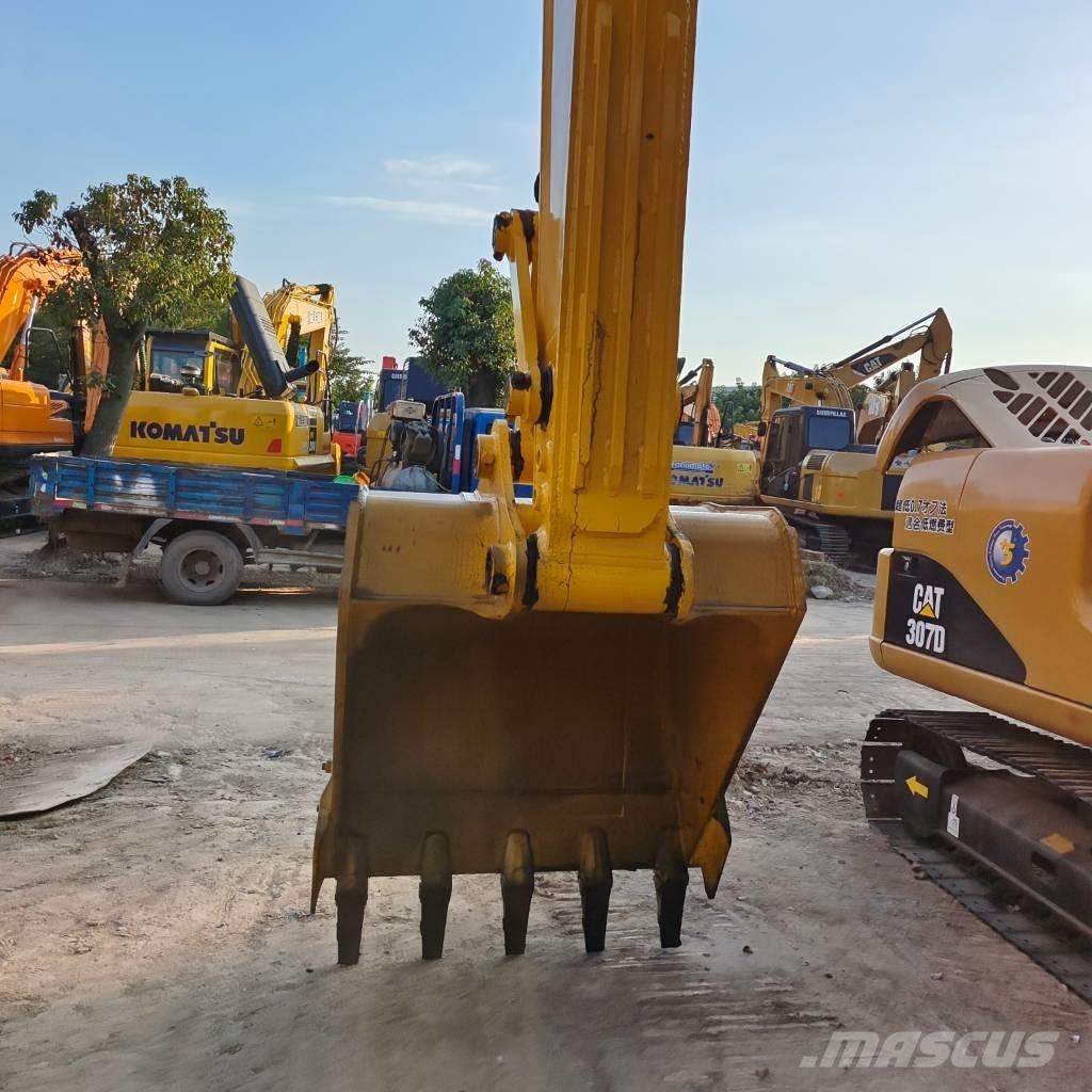 Komatsu PC 200-8 Paletli ekskavatörler