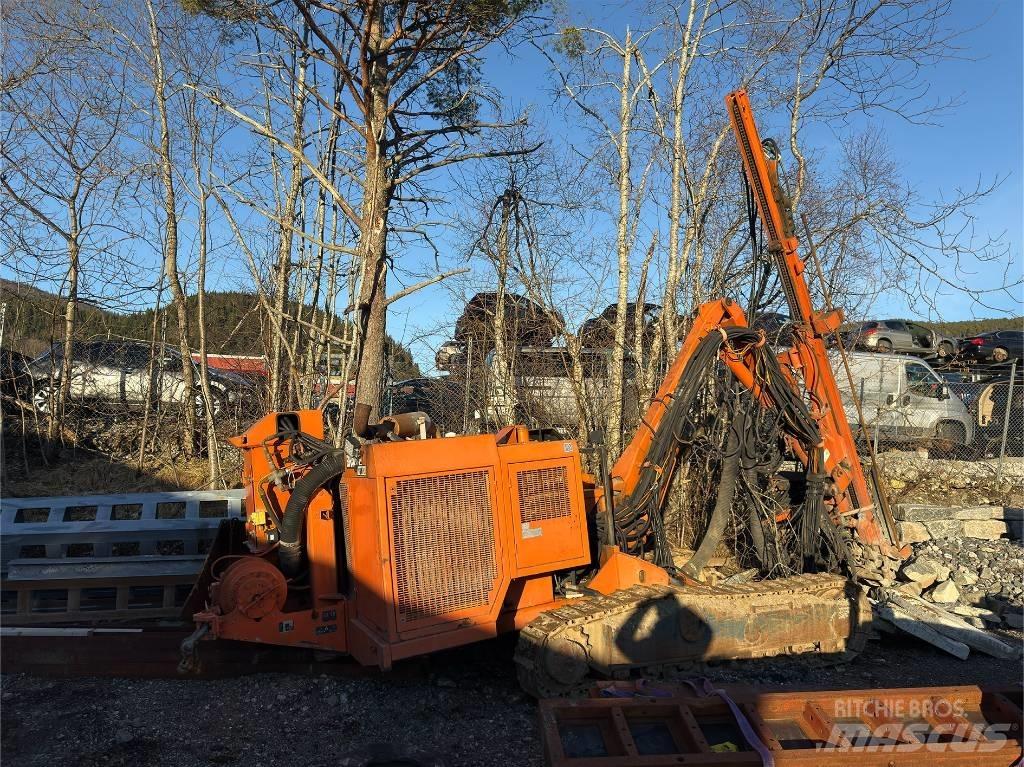 Tamrock Dino 500 Hafif sondaj kuleleri