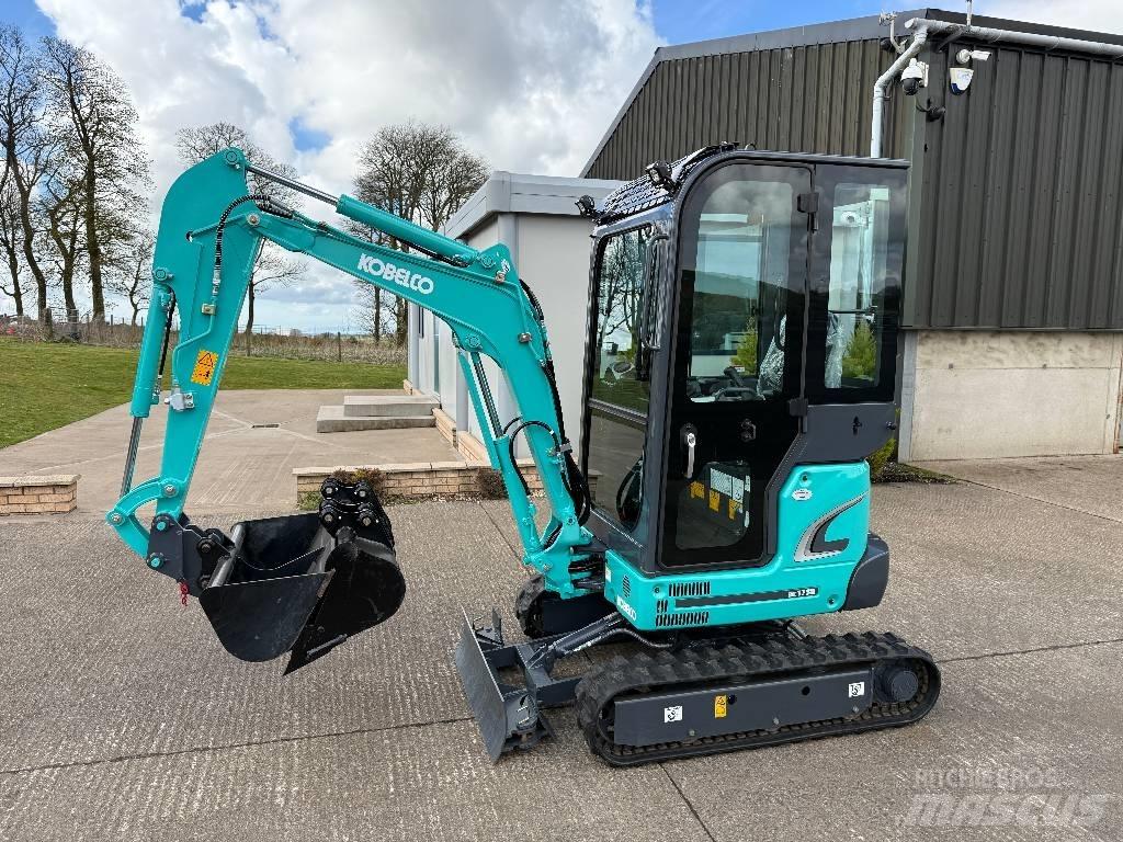 Kobelco SK17SR-3E Mini ekskavatörler, 7 tona dek