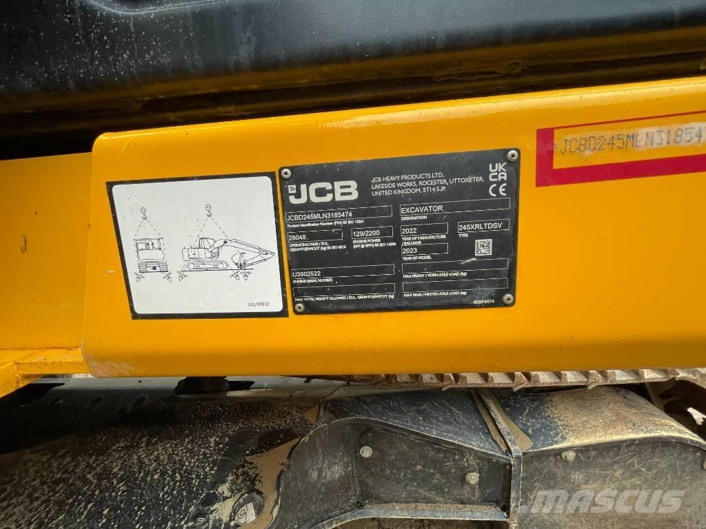 JCB 245 XR Paletli ekskavatörler