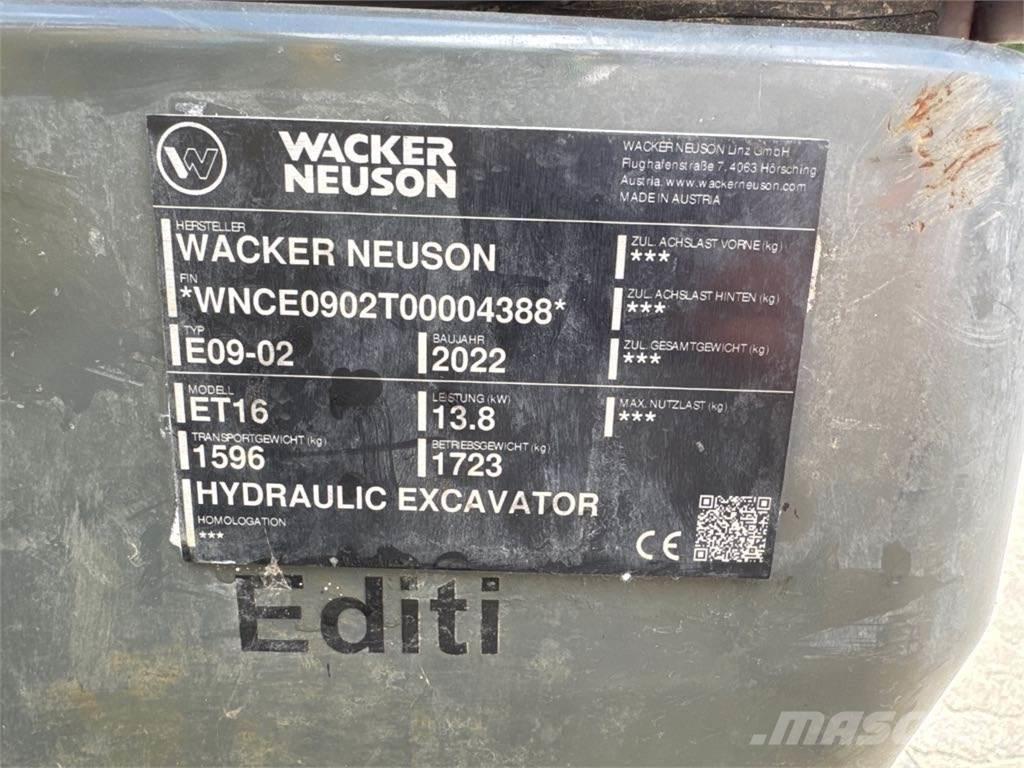 Wacker Neuson ET16 Paletli ekskavatörler