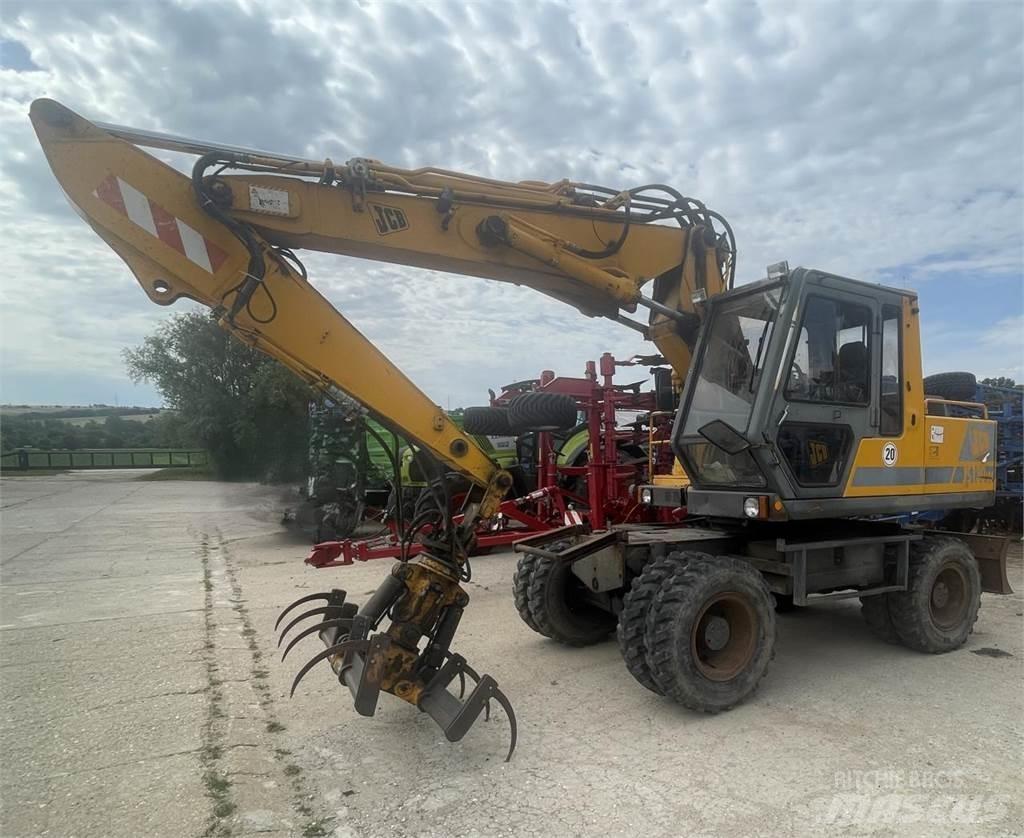 JCB 130 W Lastik tekerli ekskavatörler