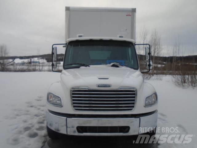 Freightliner M 106 Kapali kasa kamyonlar