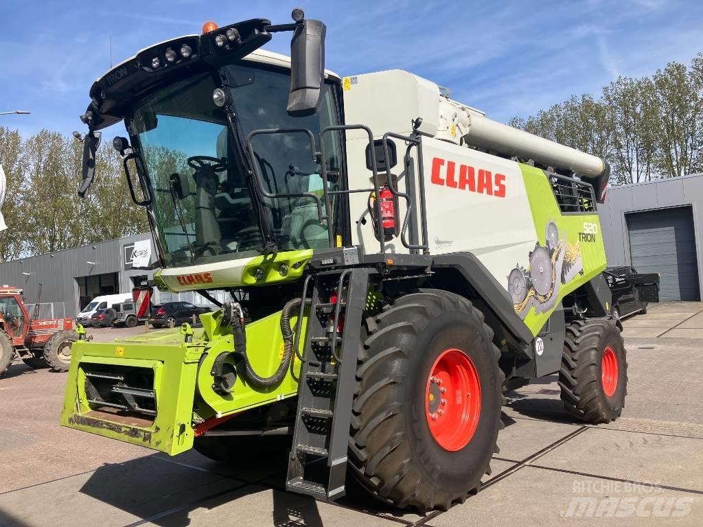 CLAAS Trion 520 Biçerdöverler