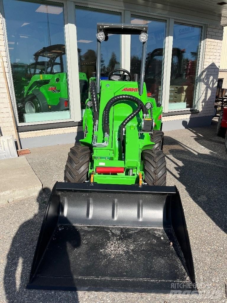 Avant 423 Skid steer loderler