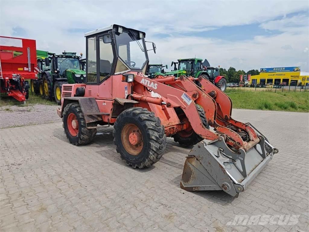 Atlas 72E Tekerlekli yükleyiciler