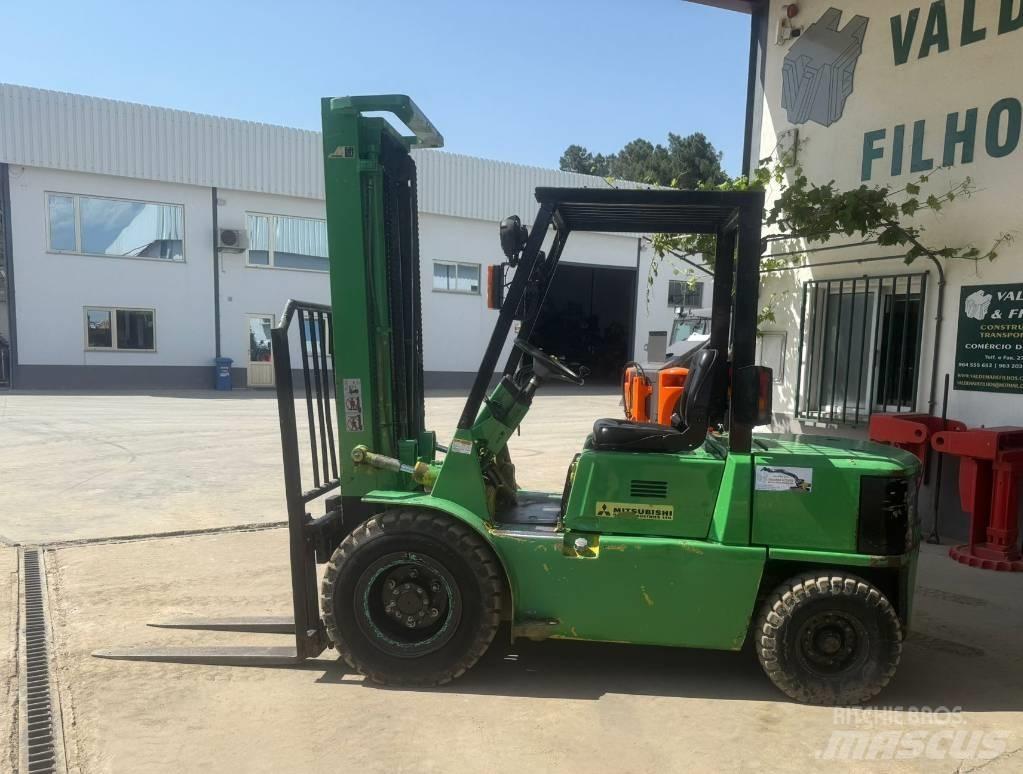 Mitsubishi FD 30 Dizel forkliftler