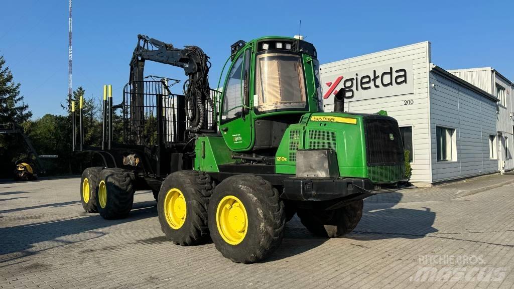 John Deere 1210 E Tomruk yükleyici traktörler
