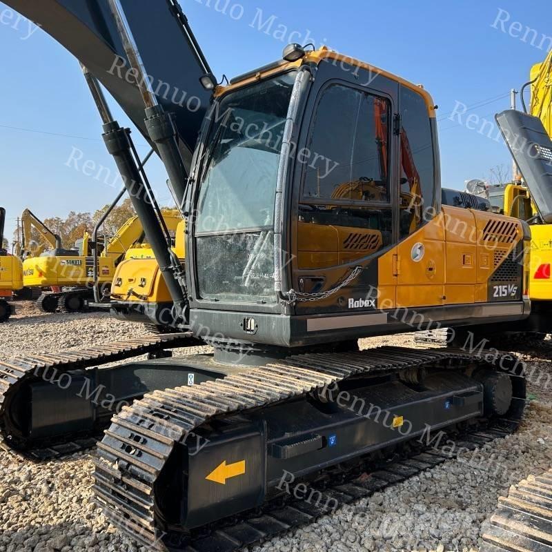 Hyundai 215VS Paletli ekskavatörler