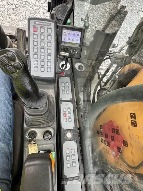 Liebherr A 916 Lastik tekerli ekskavatörler