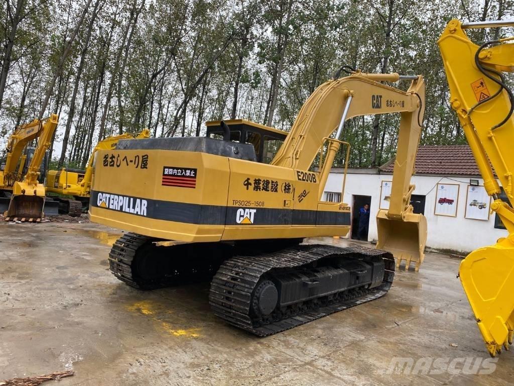 CAT E200B Paletli ekskavatörler