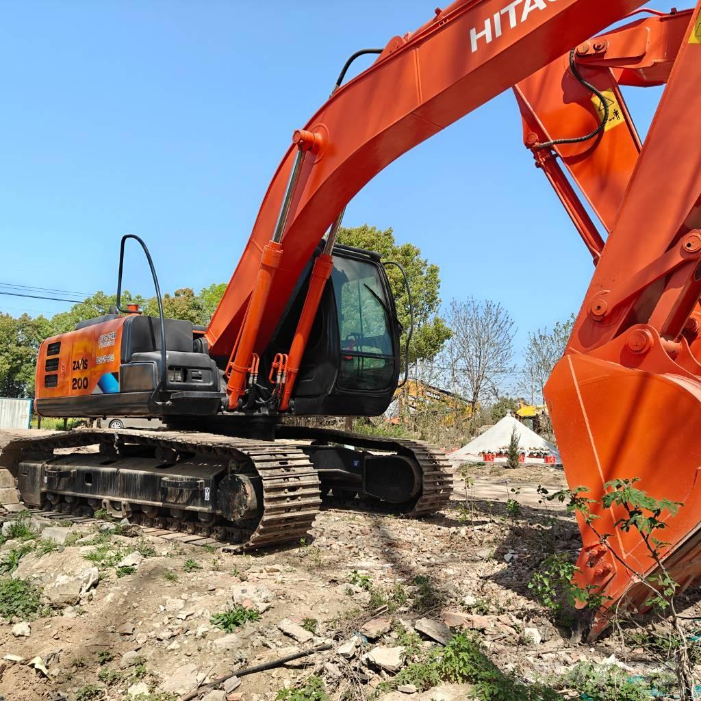 Hitachi ZX200 Paletli ekskavatörler